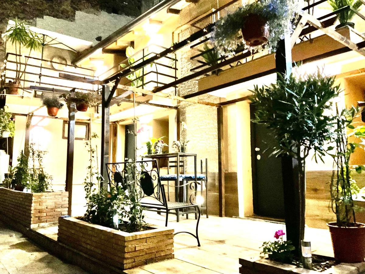 Mizzicahome Solemare Catania Bagian luar foto