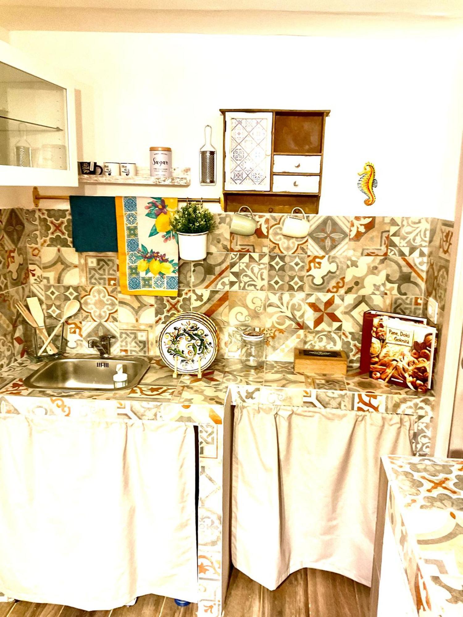Mizzicahome Solemare Catania Bagian luar foto