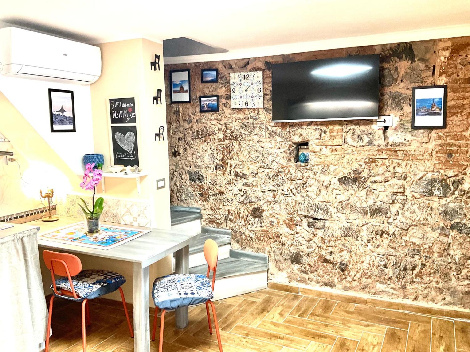 Mizzicahome Solemare Catania Bagian luar foto